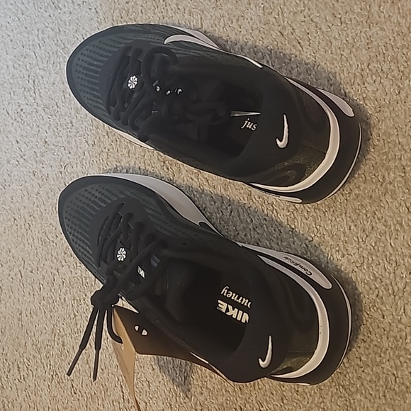 Nike Journey Running Shoes - Picture 4 of 5